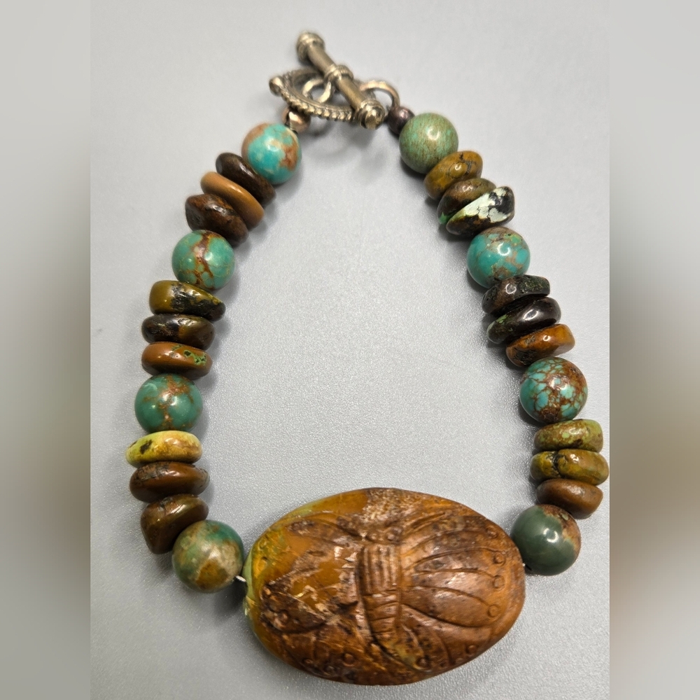 Carved Stone Bracelet Turquoise Green Jasper Talc Size 6 Toggle Clasp
